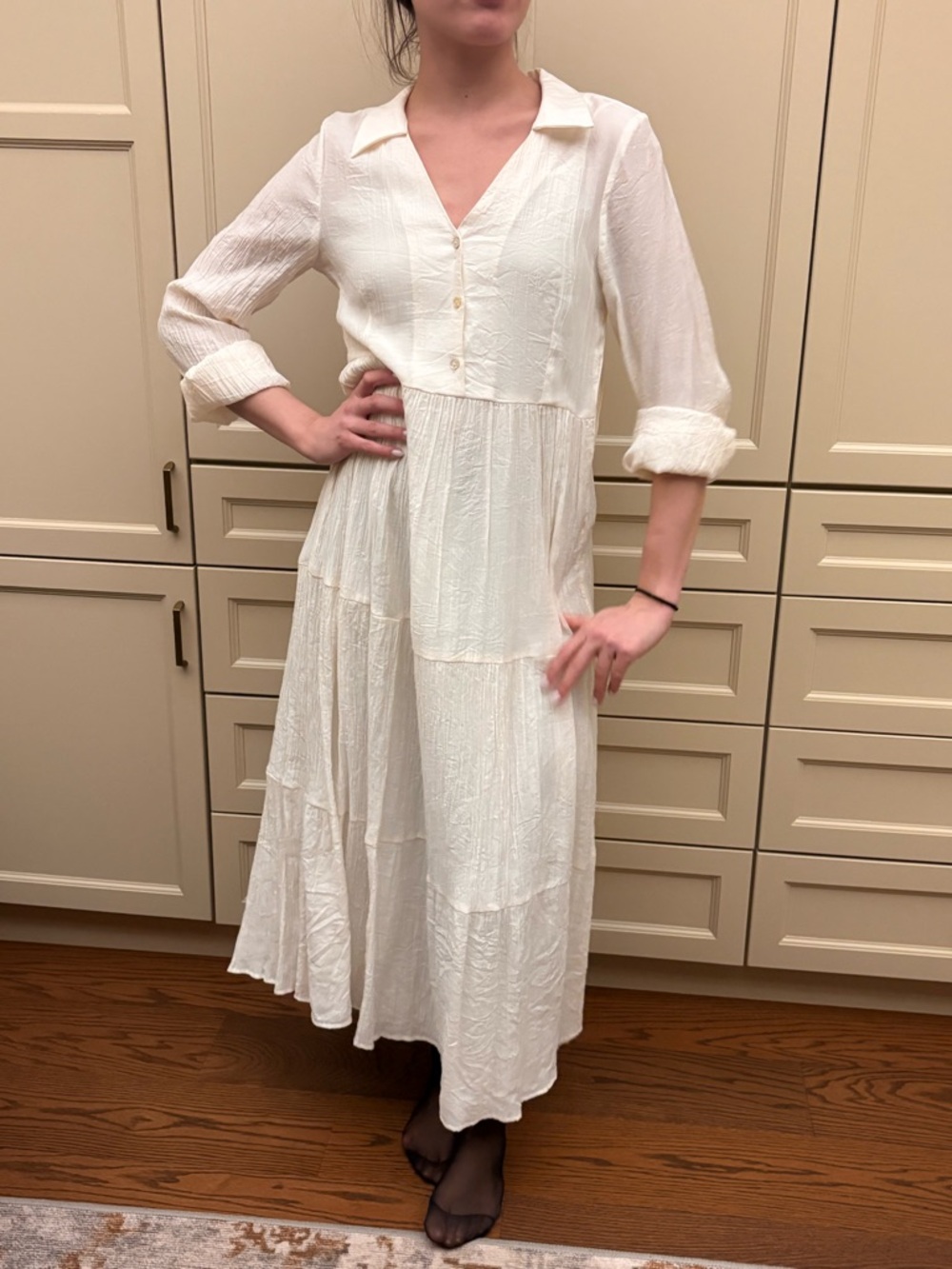 Women's Cream Button-Front Tiered Maxi Dress